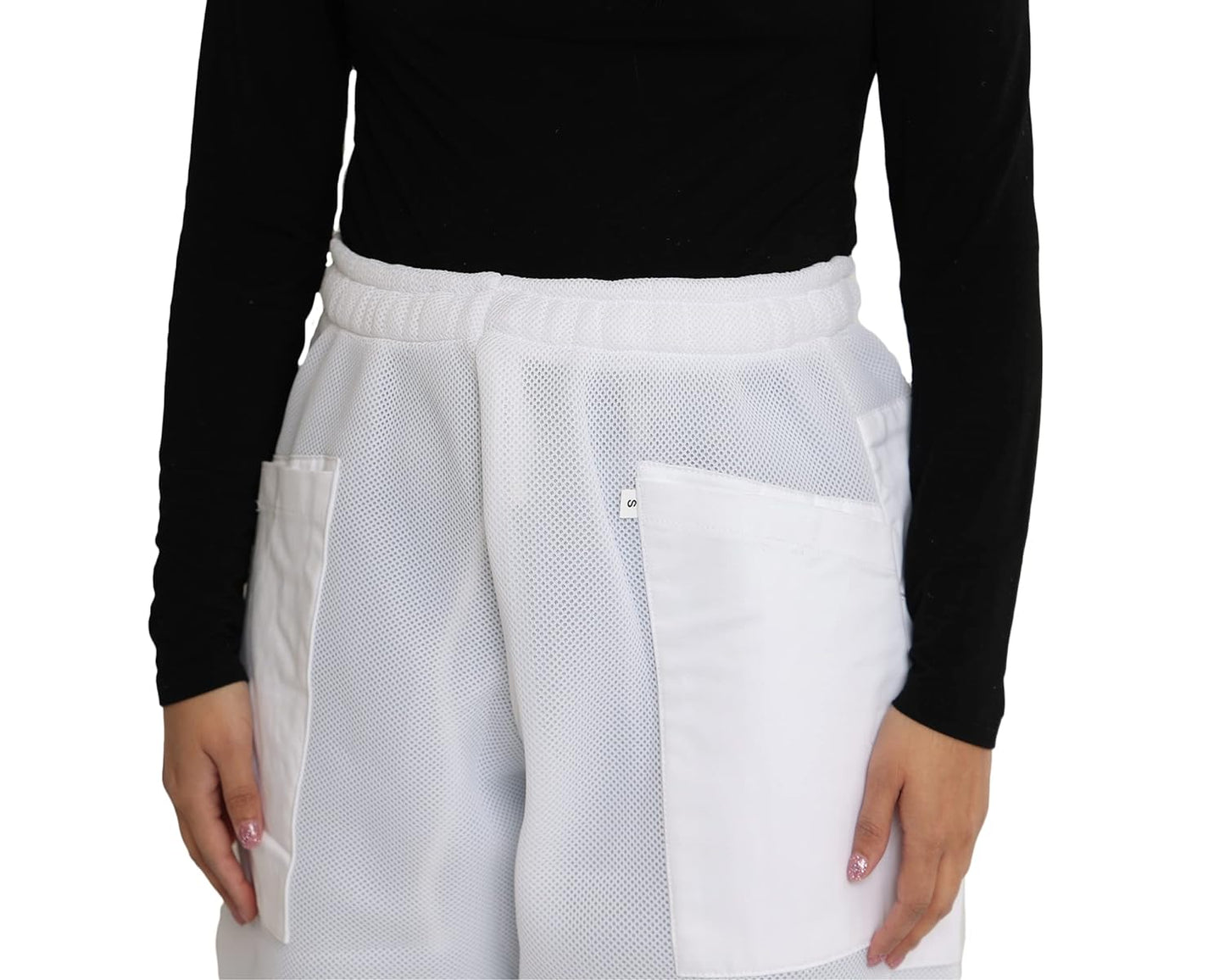 Beekeeping protective pants with bee-proof mesh and pocket details