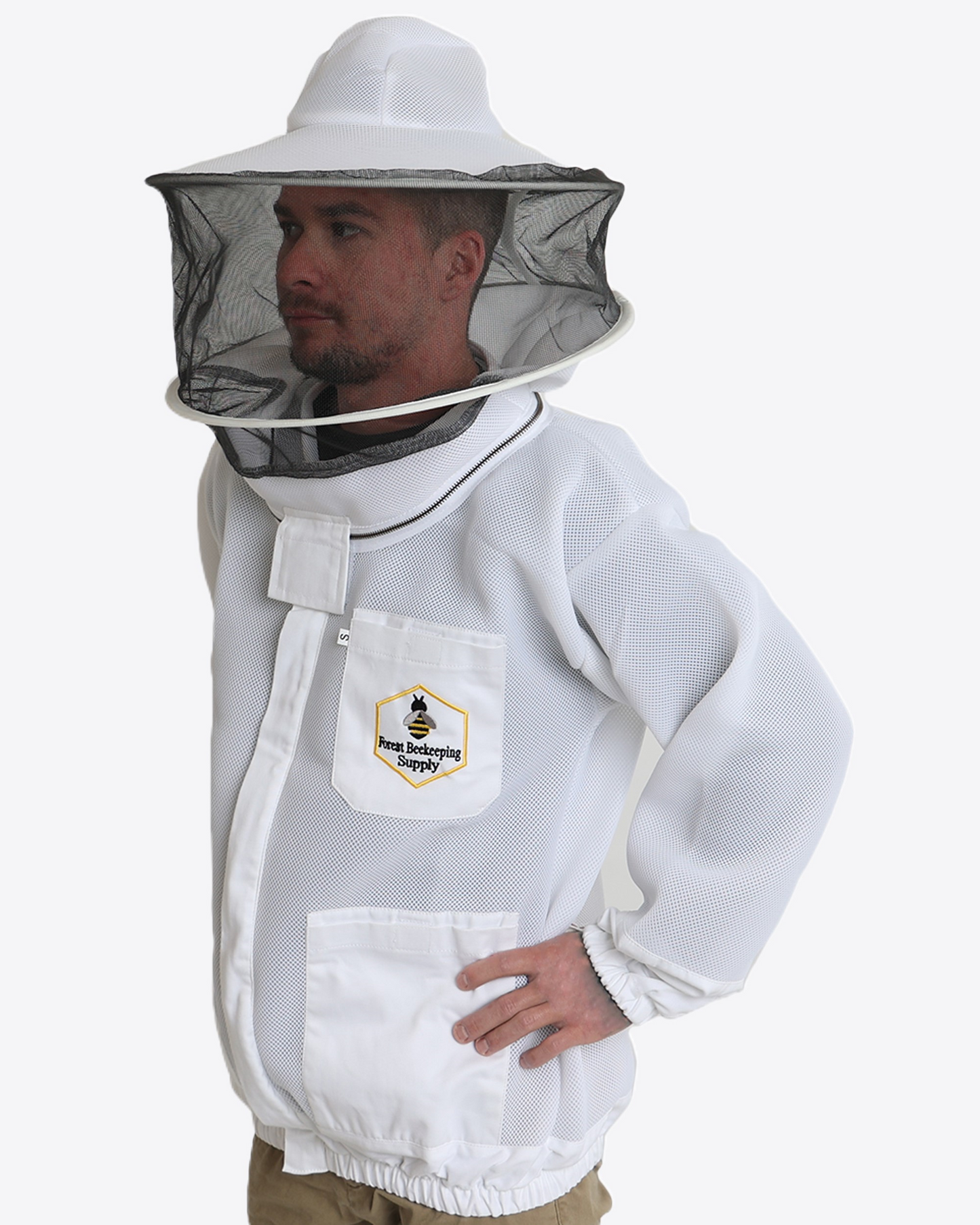 Ventilated ultralight bee jacket with round veil, designed for beekeepers for enhanced comfort and protection