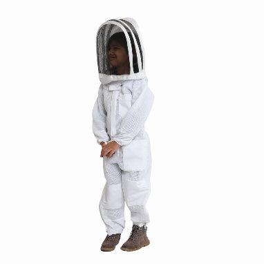 Kid wearing ventilated suit with veil
