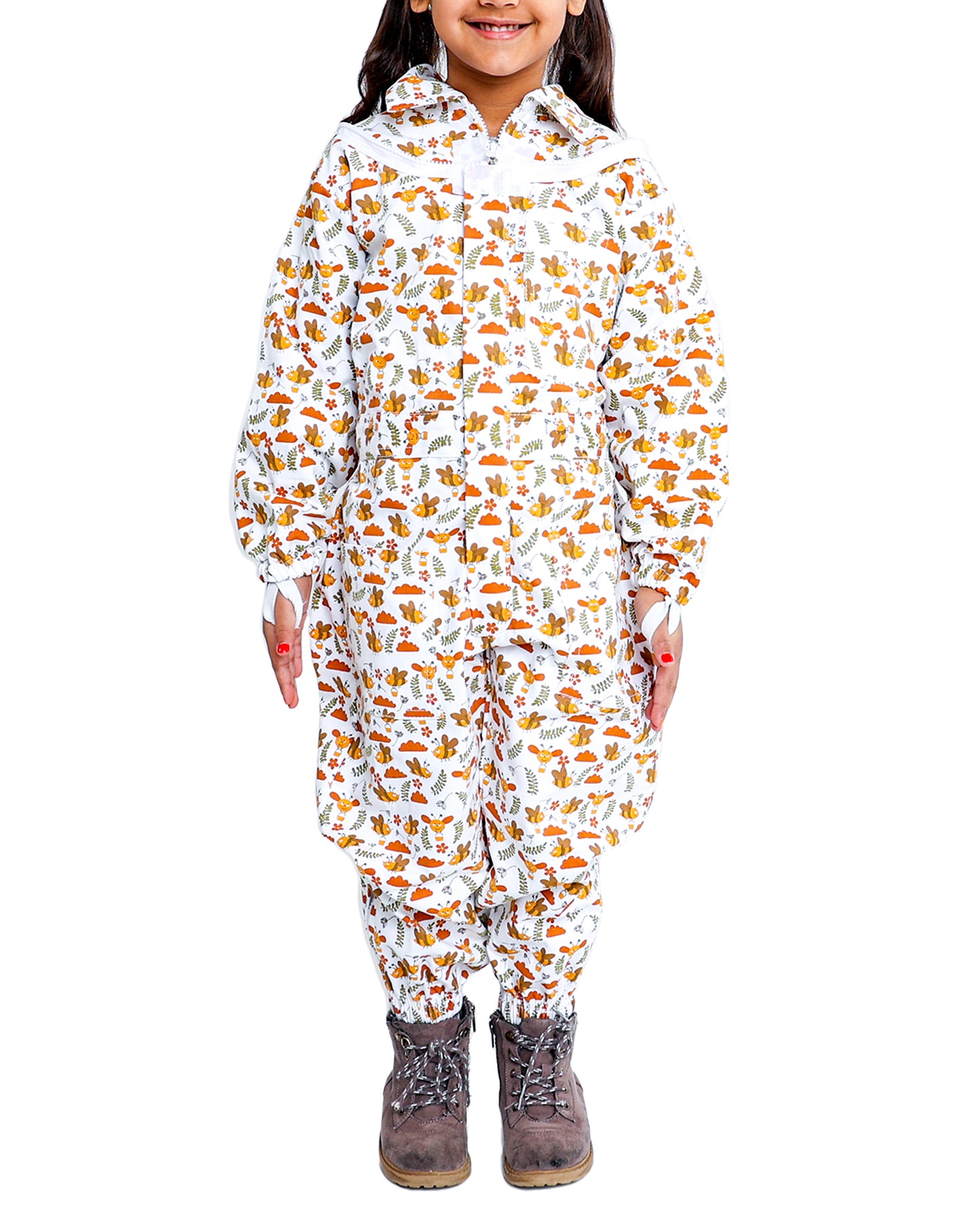 
                  
                    Children beekeeping suit, cotton printed suit, soft on kids' skin, bee sting protection, kids beekeeping clothing, comfortable beekeeper suit, honey bee protection, child-friendly beekeeping suit, lightweight beekeeping gear, breathable cotton fabric
                  
                