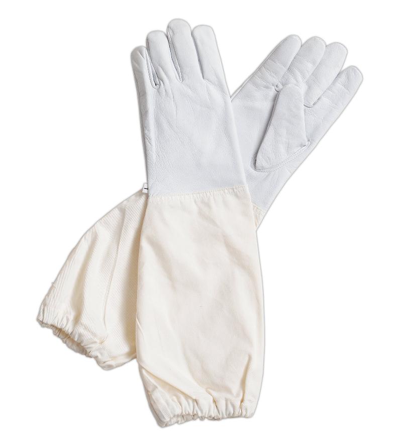 Children’s beekeeper’s gloves made of goatskin leather with a long canvas sleeve and elastic cuff. Designed for durability and protection, these gloves offer full coverage and a secure fit for young beekeepers