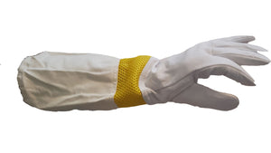
                  
                    Load image into Gallery viewer, Woman beekeeping Ventilated gloves
                  
                